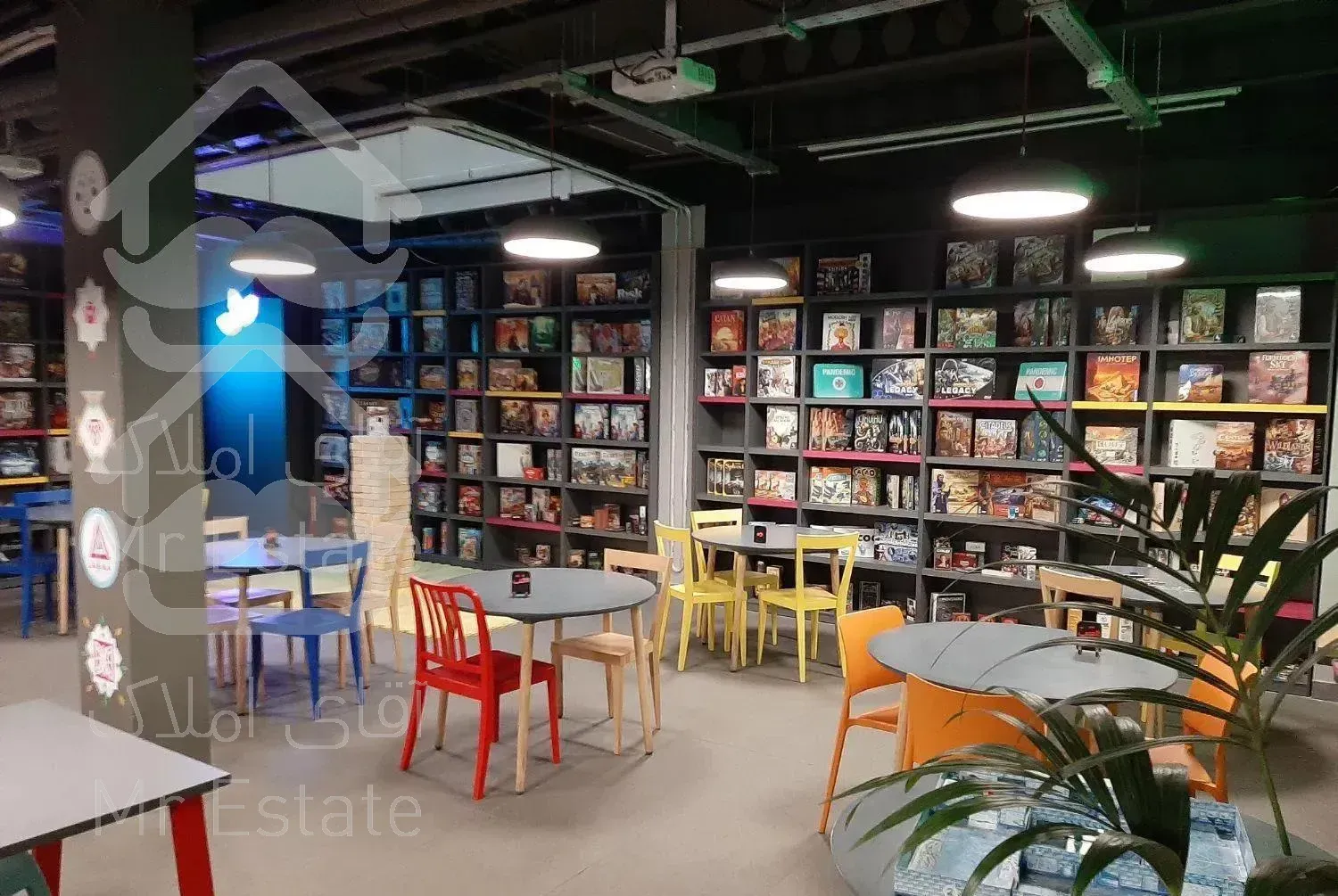 واحد تجاری ۱۳۵ متری