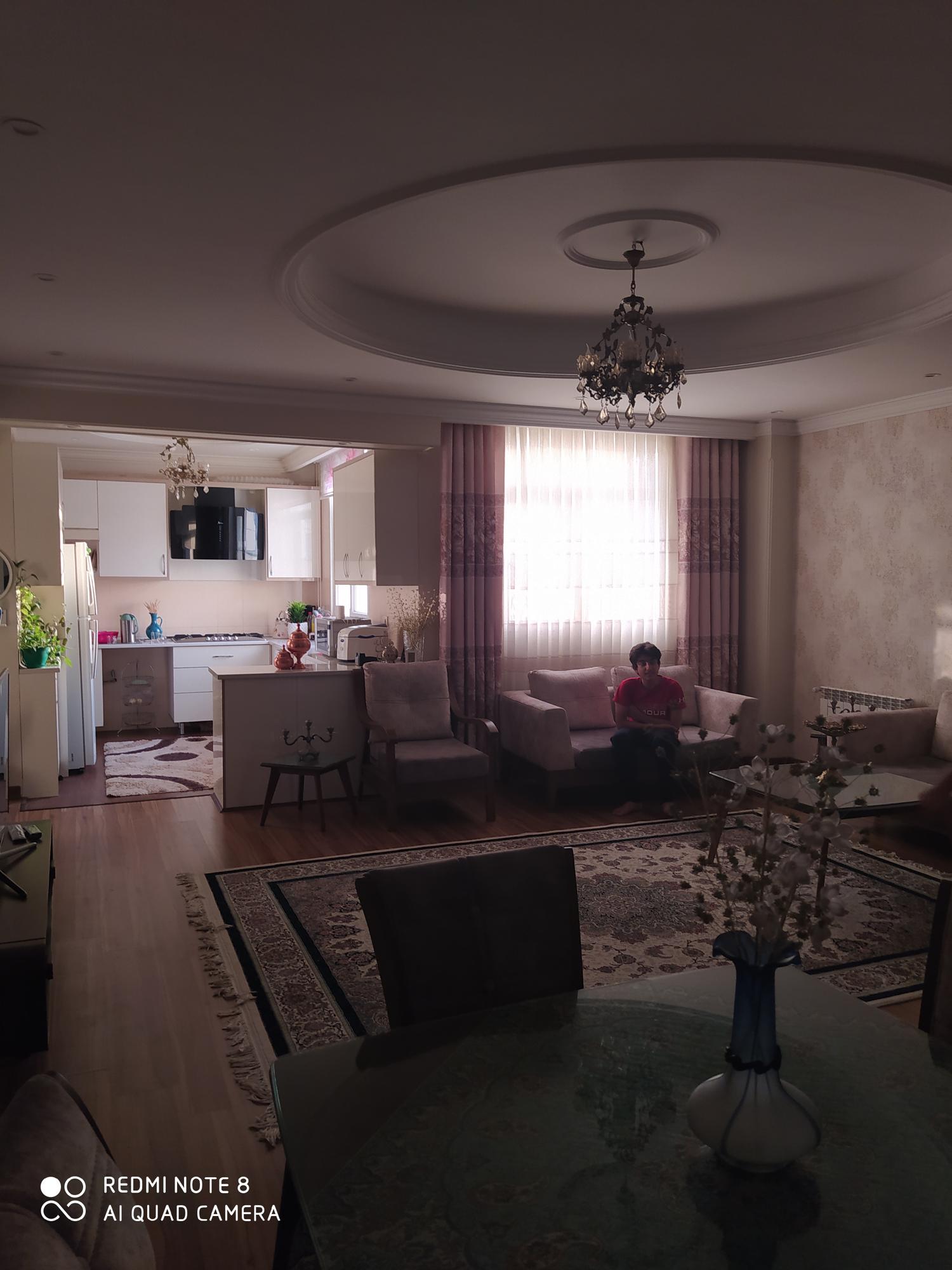 102متر  سالن پرده خور  3ساله   شهر زیبا