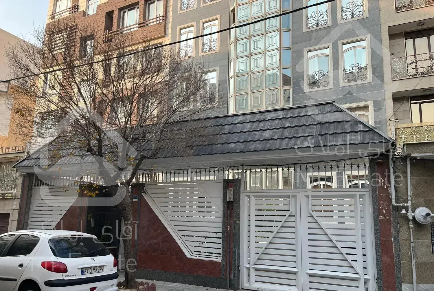 ۸۸ متر آپارتمان نیرو هوایی