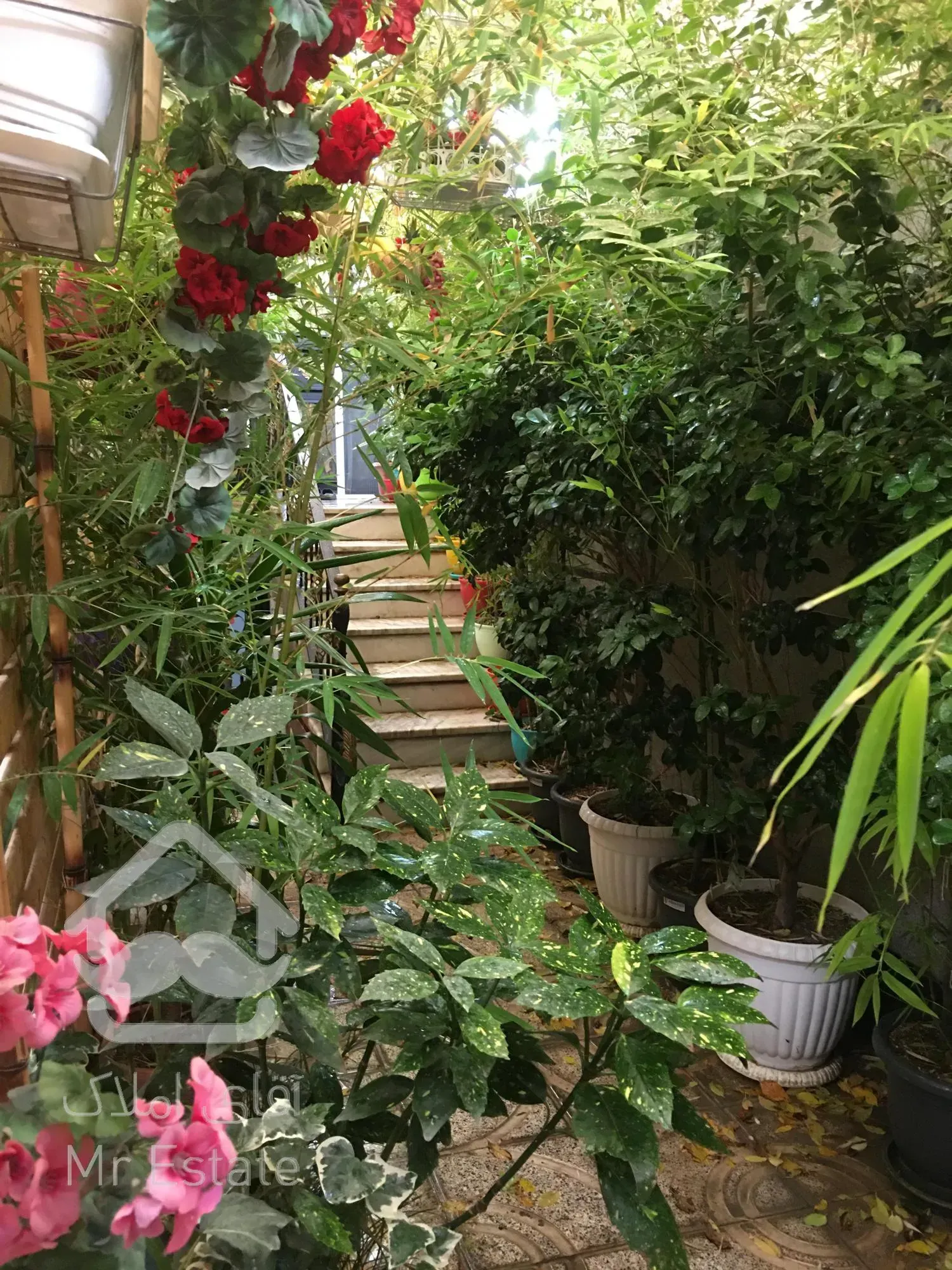 منزل ویلایی ۲ طبقه سوپر زیبا در دهکده المپیک