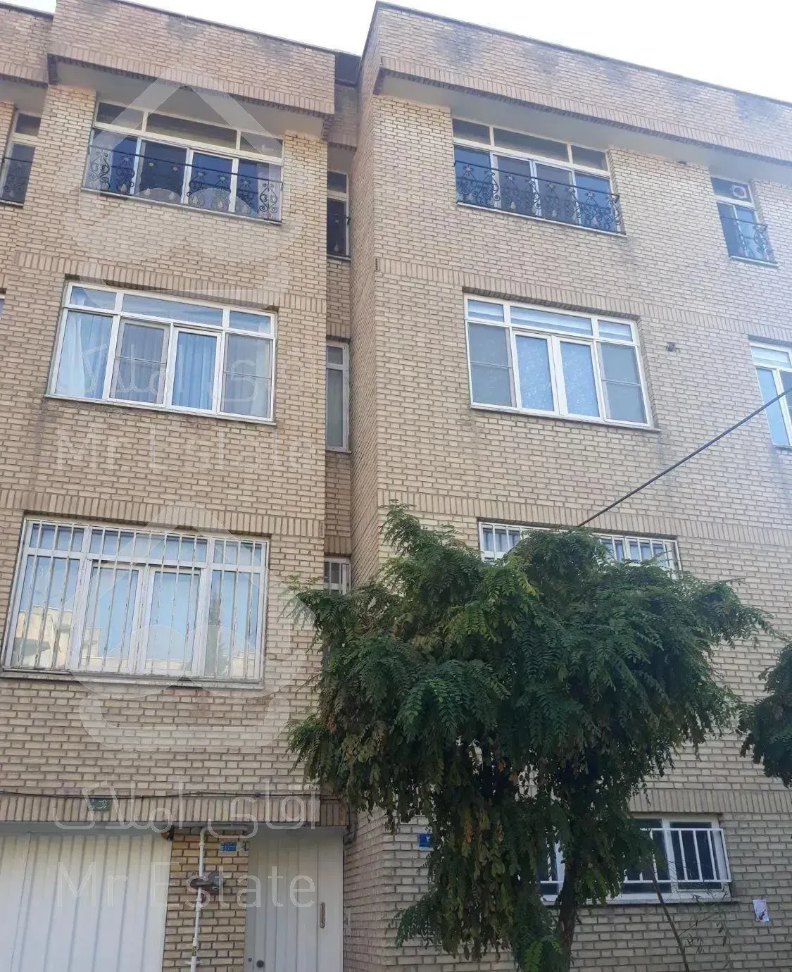 ۱۵۷ متر ۳طبقه تکواحدی طبقه سوم