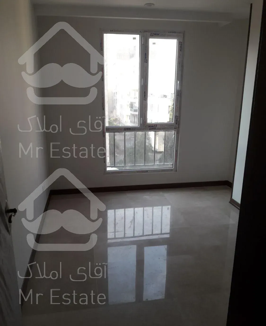 میرداماد شریعتی ۸۰ متر ۲ پارکینگ سندی