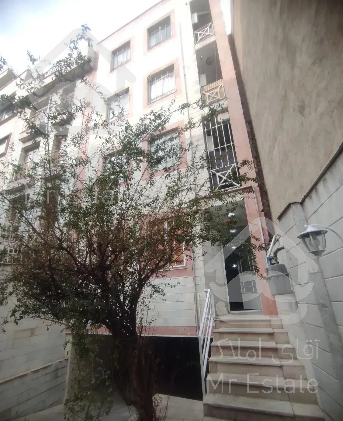 آپارتمان۴۷متر/پارکینگ دار/تخلیه/جوانمرد