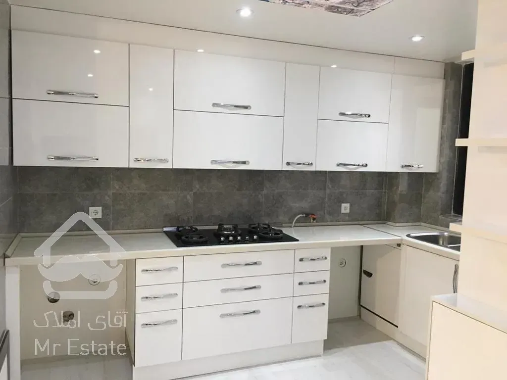 ۱۳۲متر اپارتمان /کاملا باز سازی شده