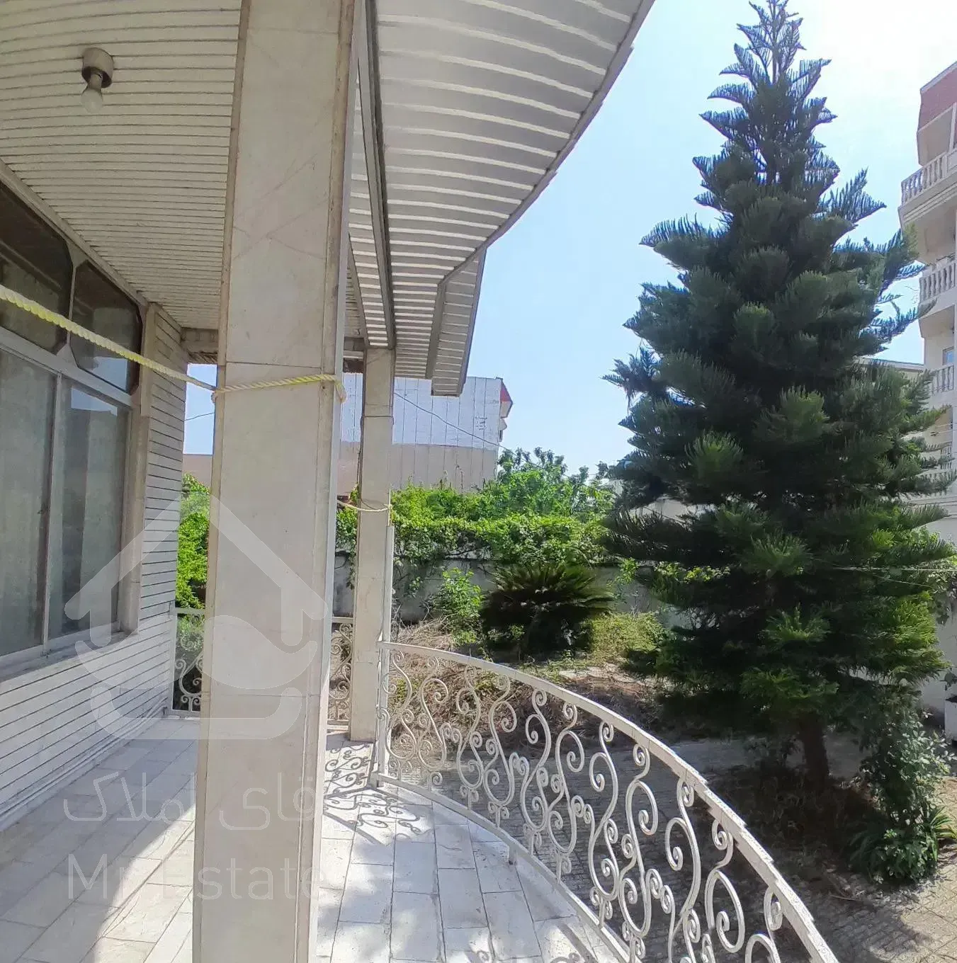 اجاره ۲۵۰متر خانه با۵خواب+۷۰۰متر مشجرBAGH SEFARAT