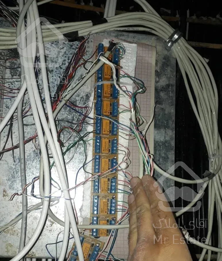 تعمیرات تخصصی آیفون تصویری آریا تصویر