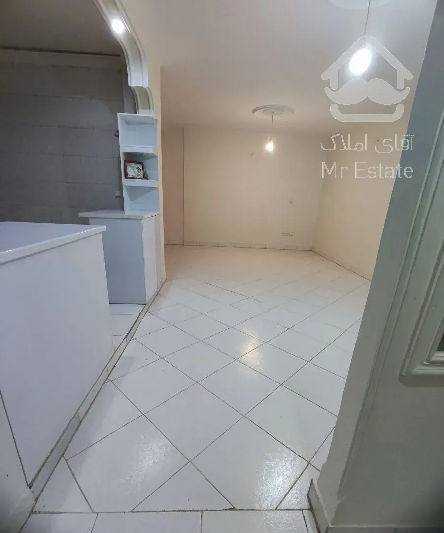 فروش آپارتمان77متر شهرک شهید باقری دریاچه چیتگر