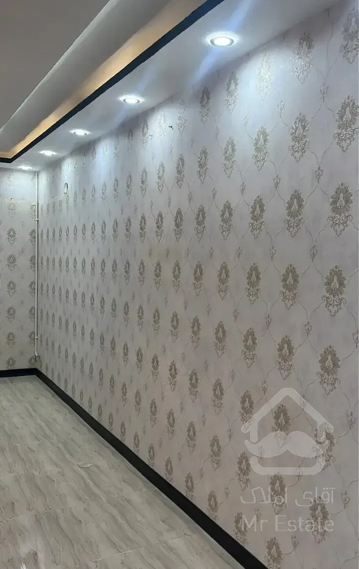 اپارتمان طبقاتی ۱۲۰متری