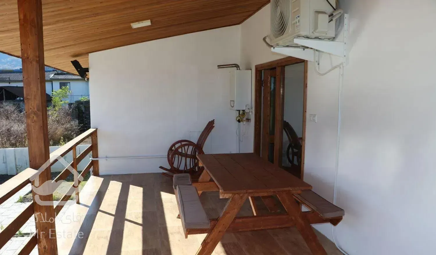 ویلا دوخوابه استخردار سرپوشیده واحد 1