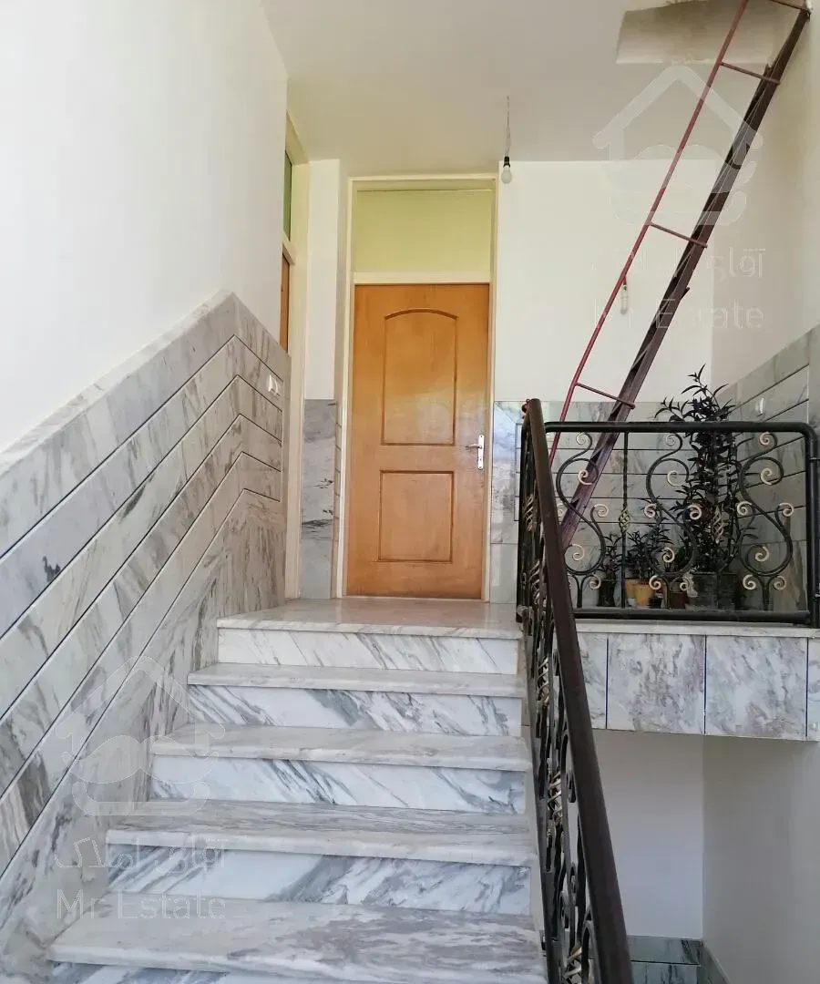 منزل مسکونی طبقه دوم