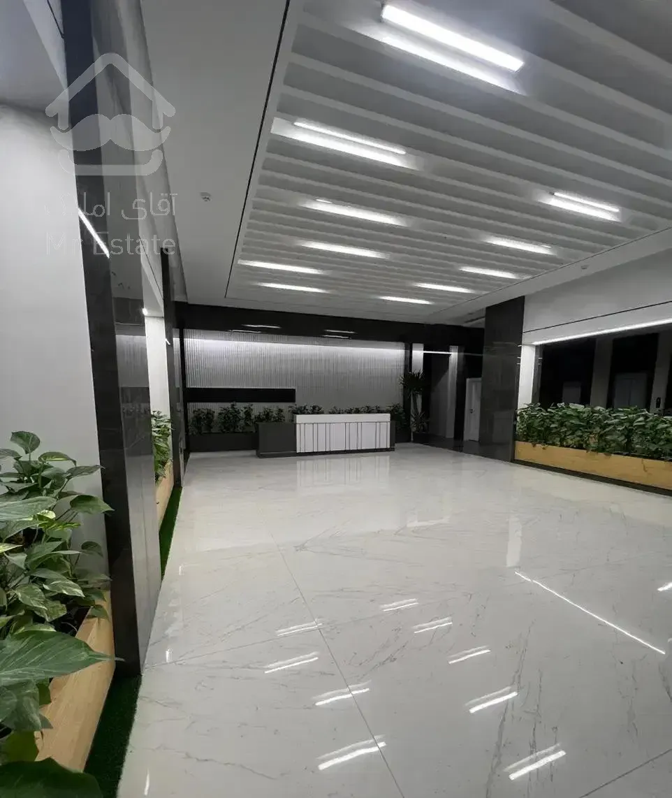 ۱۲۰متر واحد نوساز روبه حیاط سازه لوکس خ بالا فاز ۲