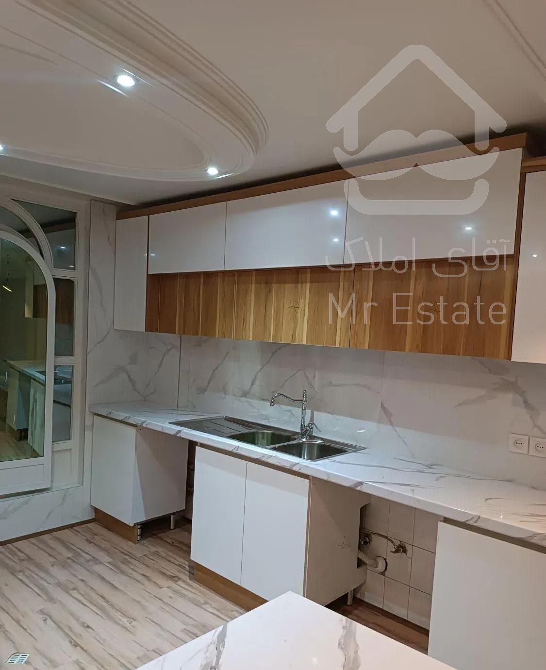 ۱۱۳متری متری غرب فلکه دوم