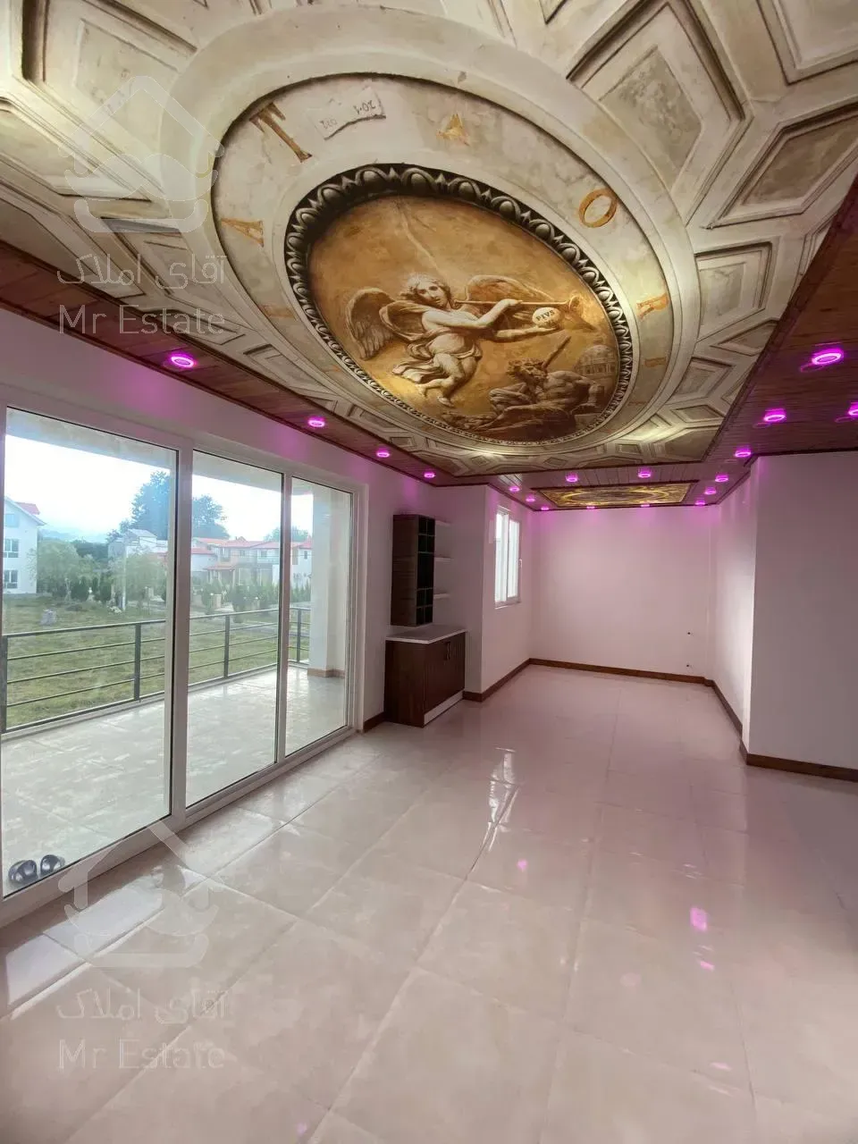 دوبلکس نمامدرن منطقه برند نور ٣٠٠مترى باروف