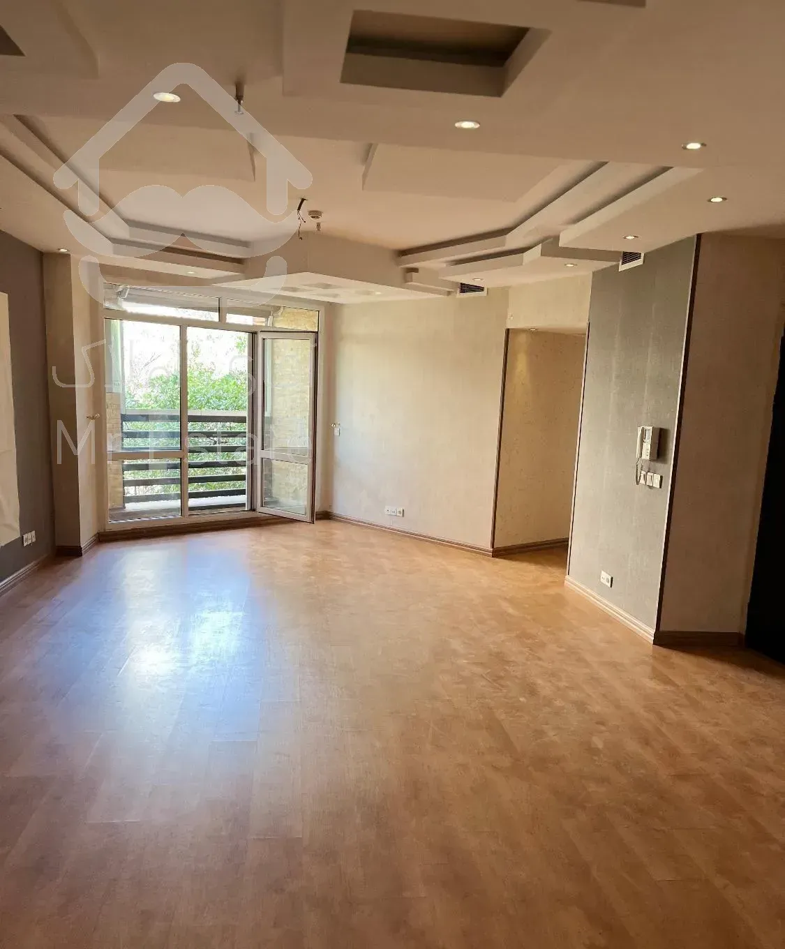 فروش آپارتمان اکاریون