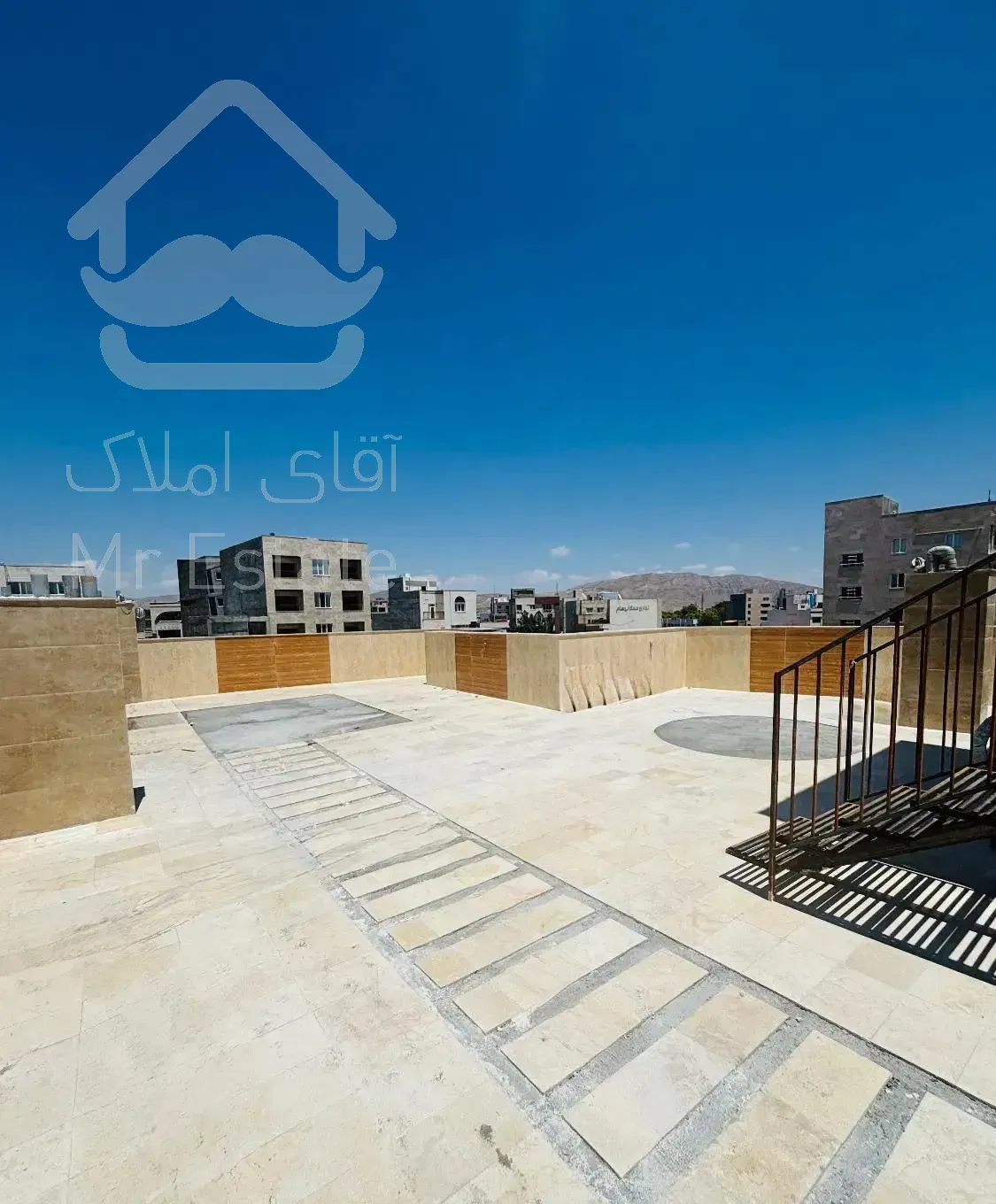 ۱۲۰متری/میرزاکوچک/هوشمند/روفگاردن مشاعات لوکس/