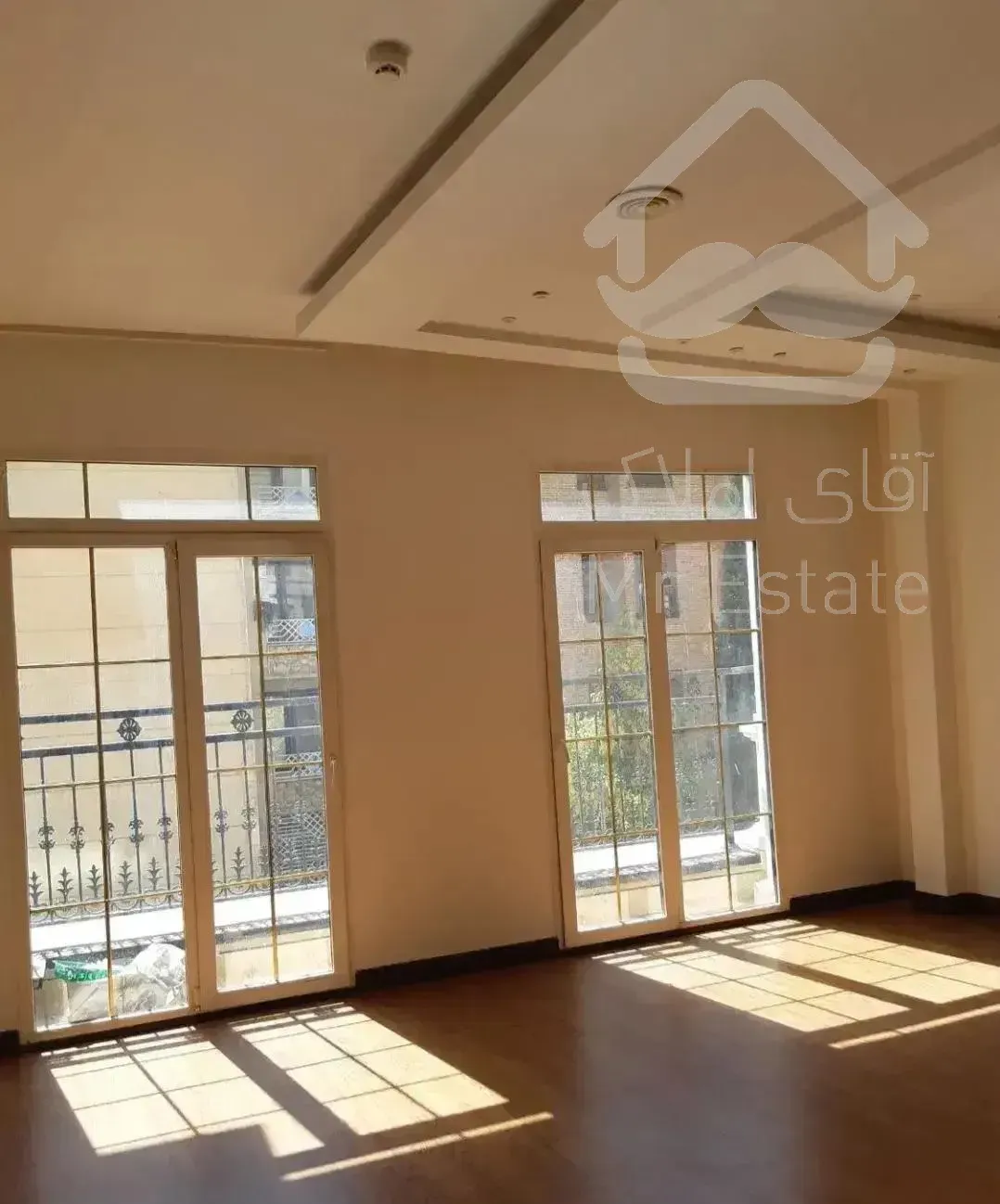 آپارتمان ۲۵۰متری ۳خواب در بهترین لوکیشن فرمانیه