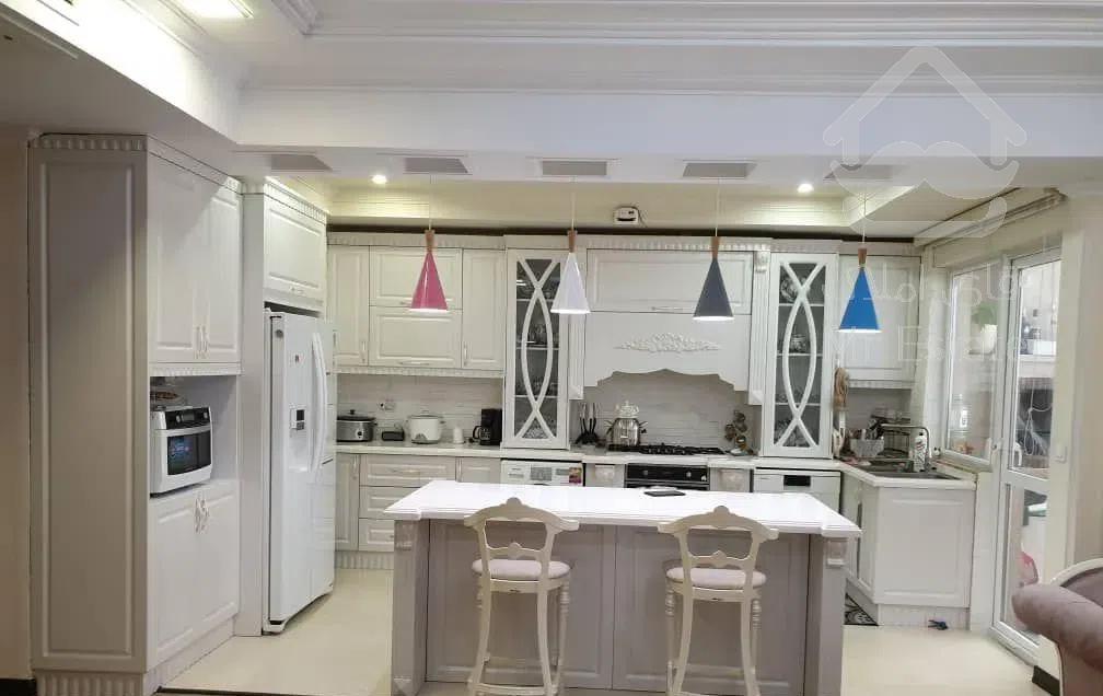 ۱۳۷ متر/۳خواب/برج برند کوهک/سند تک برگ