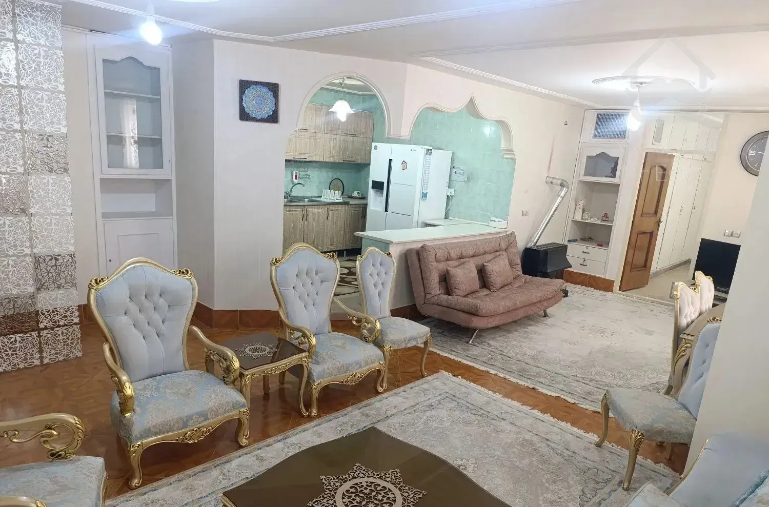 آپارتمان ۸۰ متری طبقه اول خیام