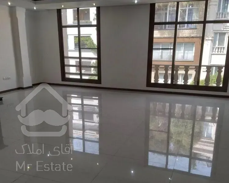 فروش آپارتمان ۱۸۵ متری ۳ خوابه مالک هستم