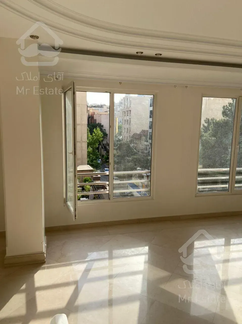 اجاره و رهن آپارتمان زعفرانیه 240  متر لوکس