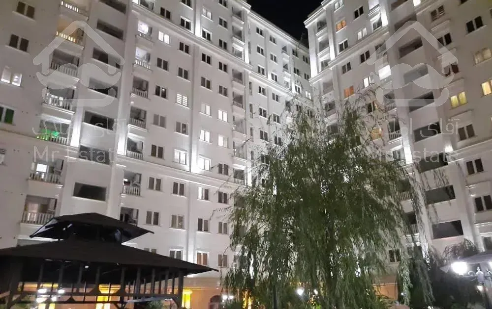 ۸۰ متر، برج بام پونک، شیک و مدرن،فول مشاعات