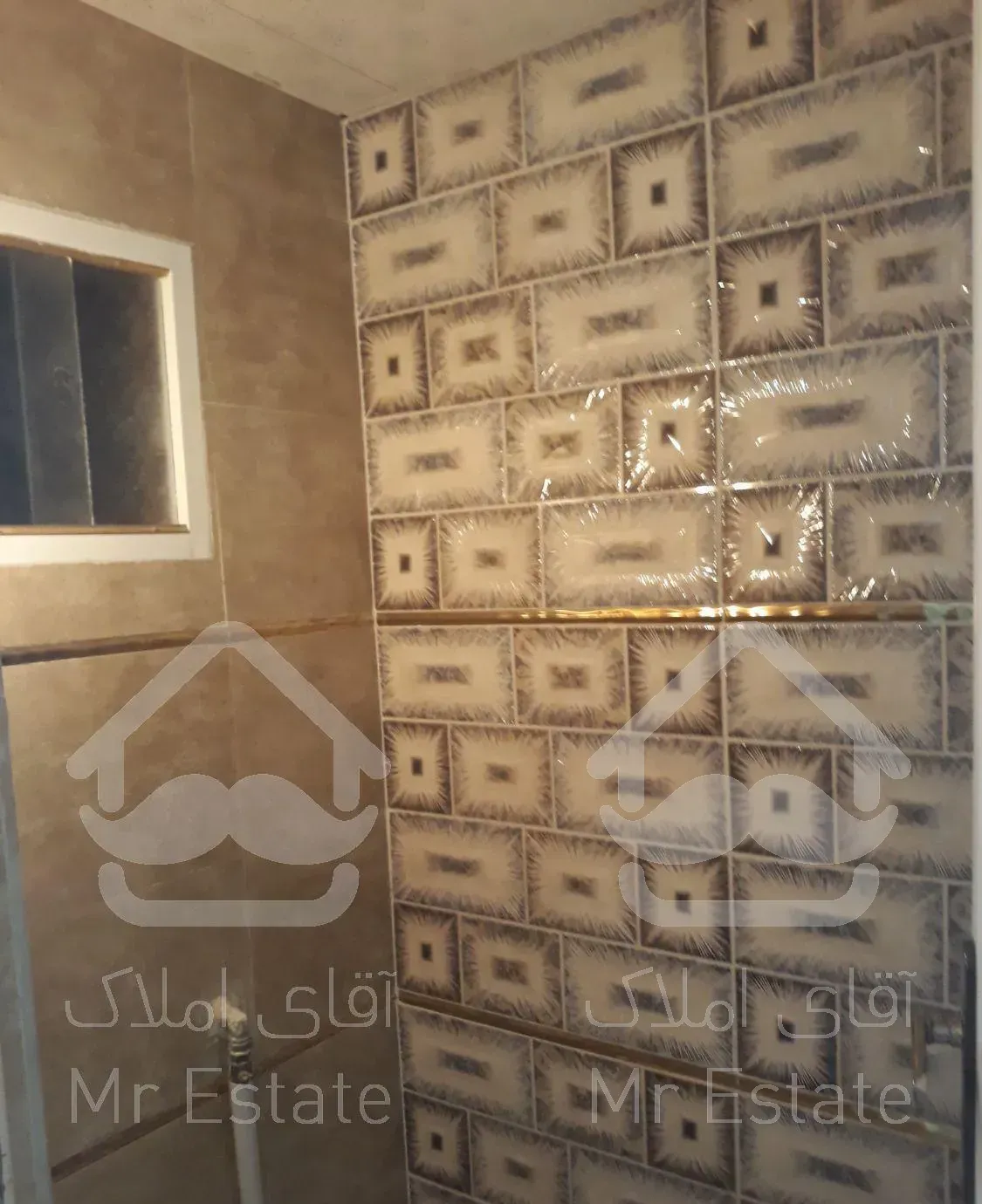 اپارتمان ۹۰متر میباشد