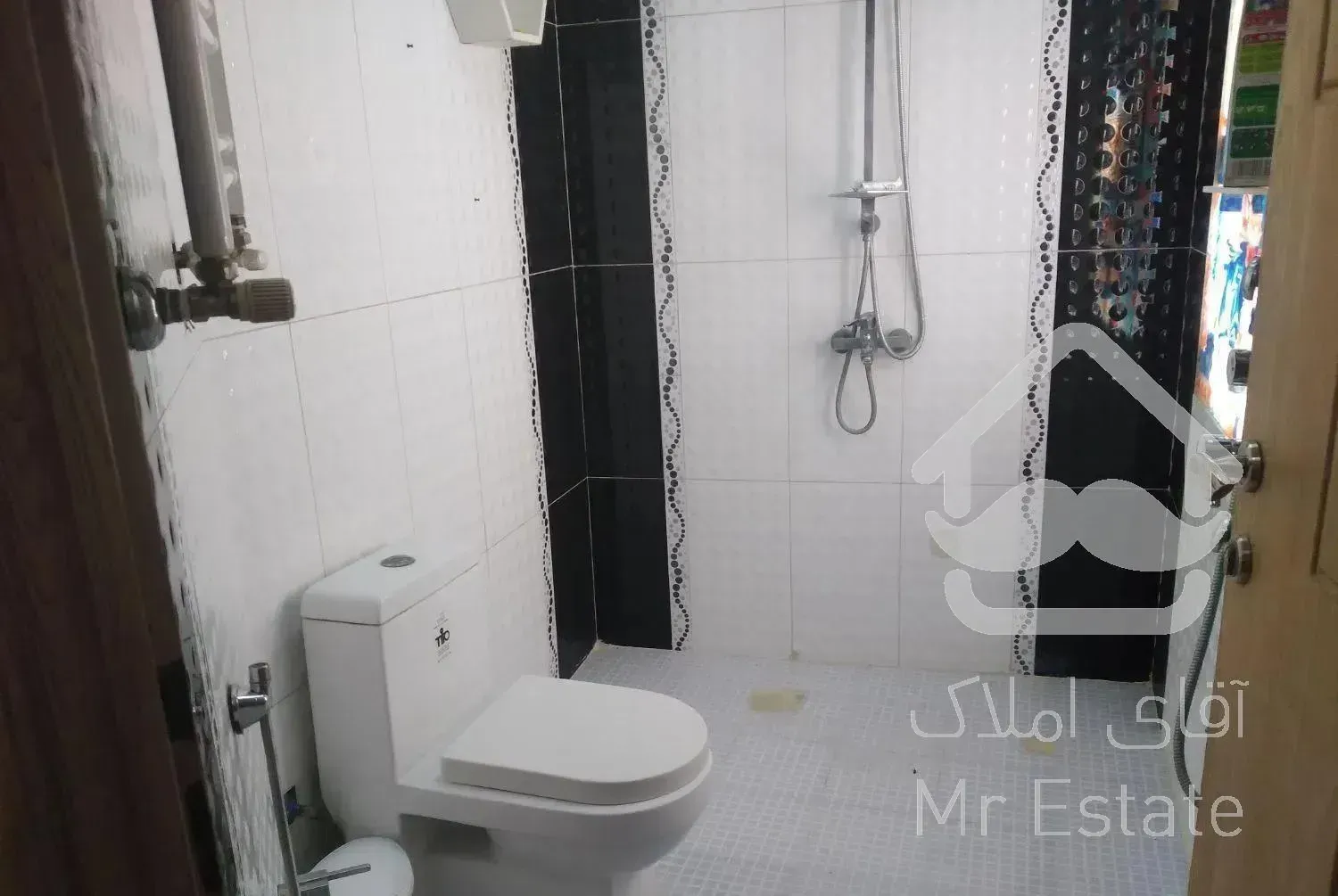 عراقی ۱۳۰ متر تخلیه فول