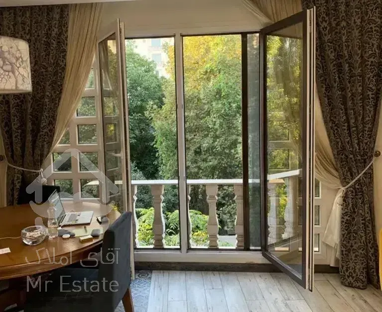 کامرانیه / ۱۴۰ متر آپارتمان / ویو مشجر/فول مشاعات