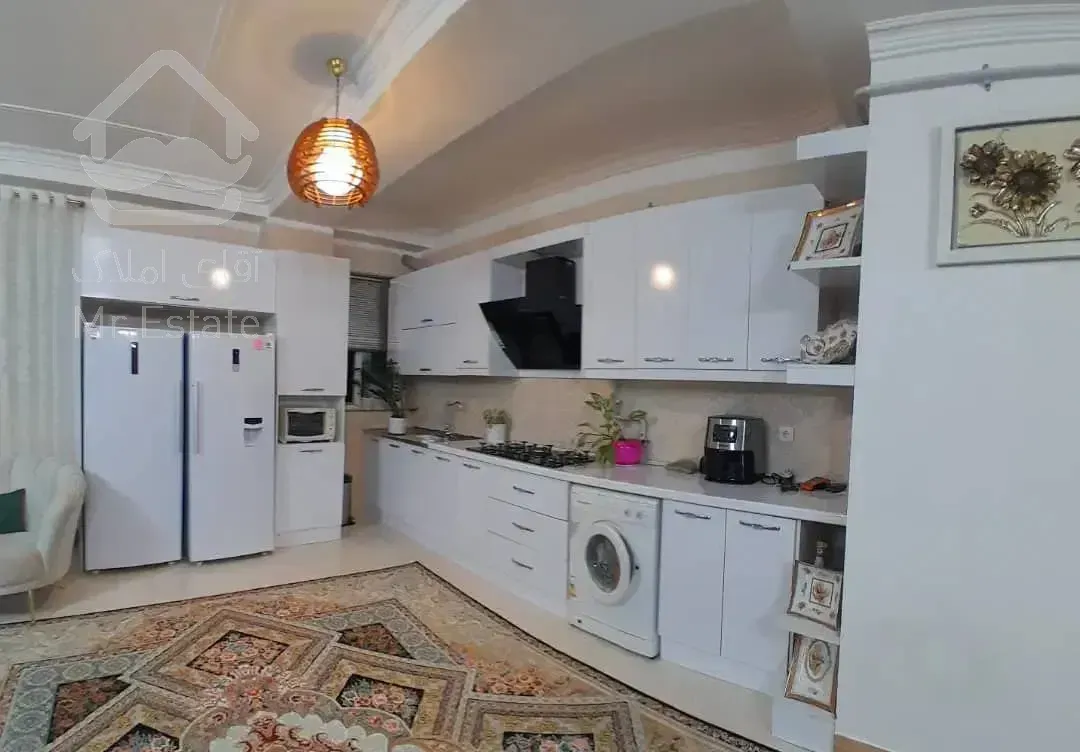 آپارتمان۱۱۳متری خ تهران مهتاب