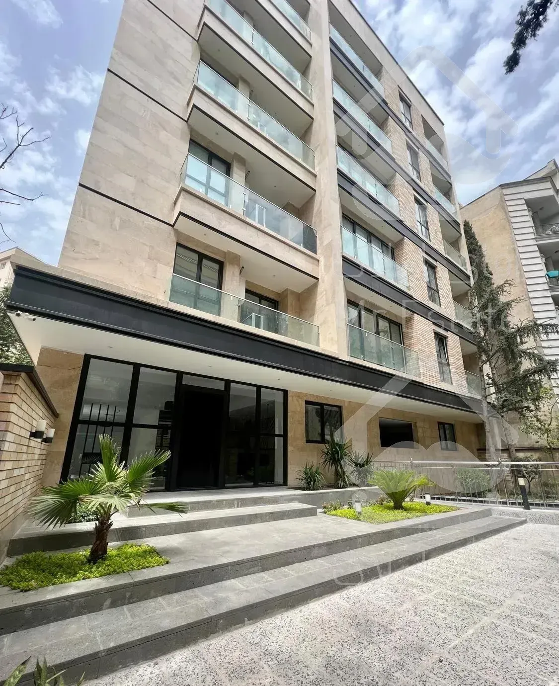 چیذر پارس ۱۲۵ متر ۳ خوابه (فرعی مشجر)