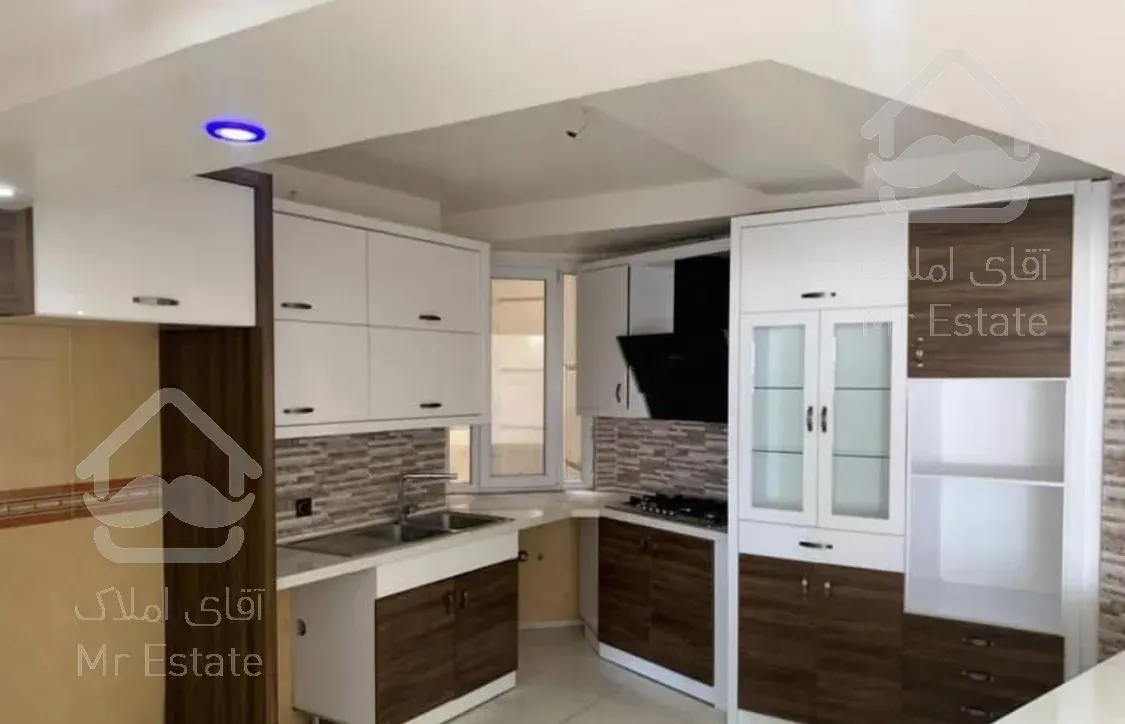 ۱۳۰متر۳خواب/ولنجک/خوش نقشه