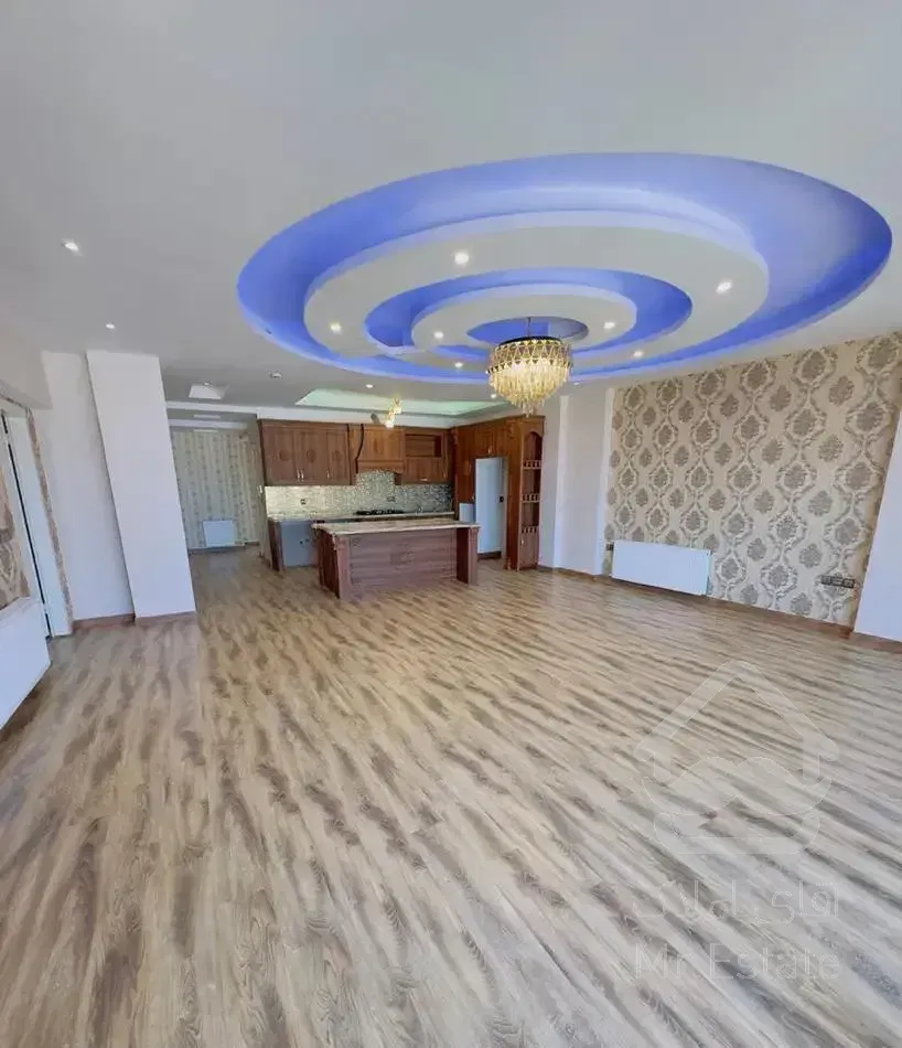 اجاره واحد ۱۵۰ متری ۳ خواب با ویو‌ دریا نخست وزیری