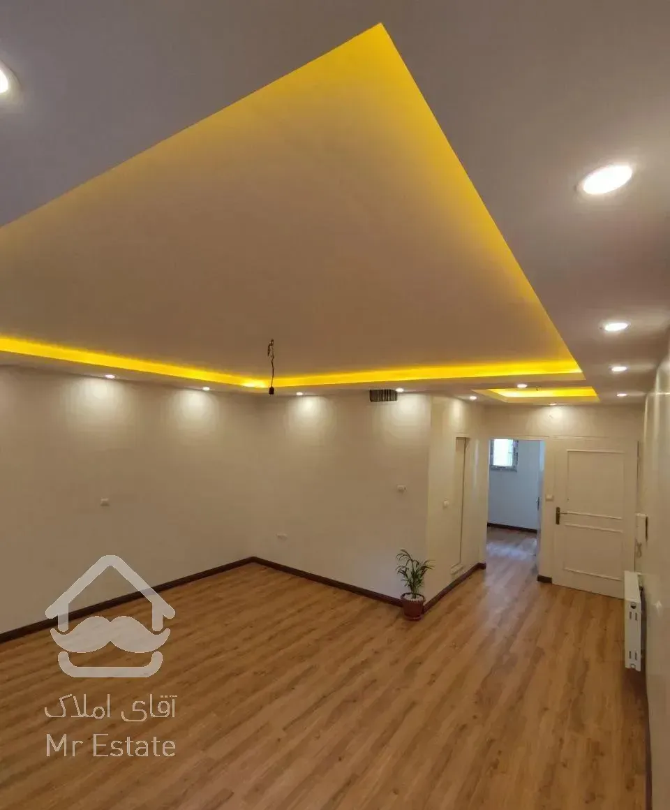 آپارتمان ۶۲ متر/طبقه همکف/فول بازسازی