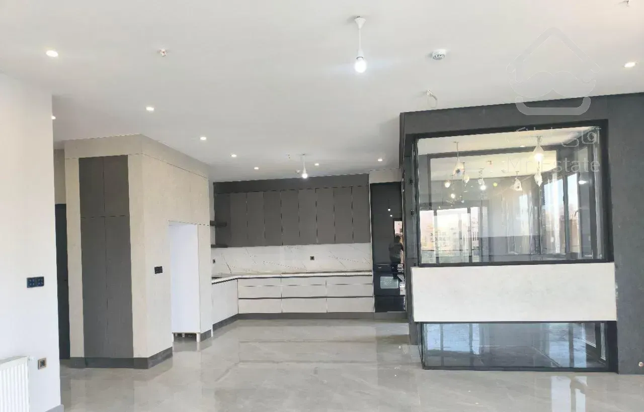 ۱۹۰ متر/صفر کلید نخورده/مستقلاتی/دسترسی بی نیاز