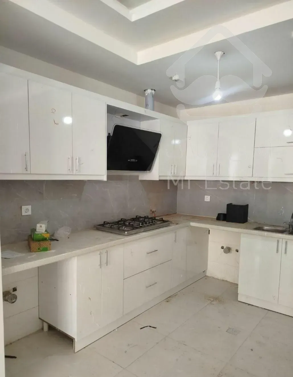 طلاب وحید طبرسی نبوت مفتح ایثار المهدی آپارتمان