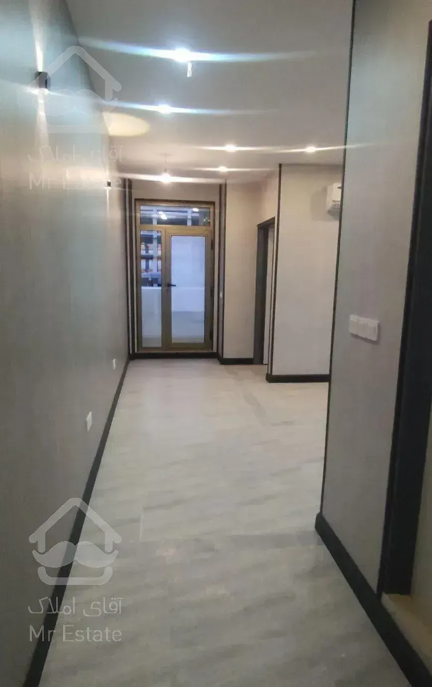 اجاره واحد اداری ۷۰ متری در برج تریتا چیتگر