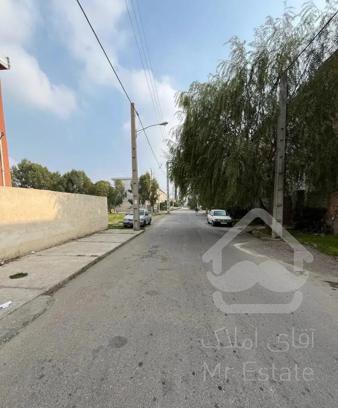 آپارتمان طبقه دوم جنب دانشگاه مسکن مهر