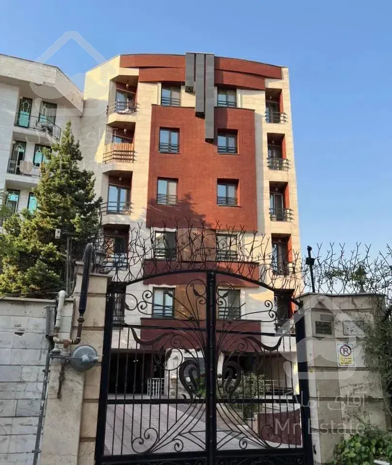 شاهین شمالی ۸۲ متری فول