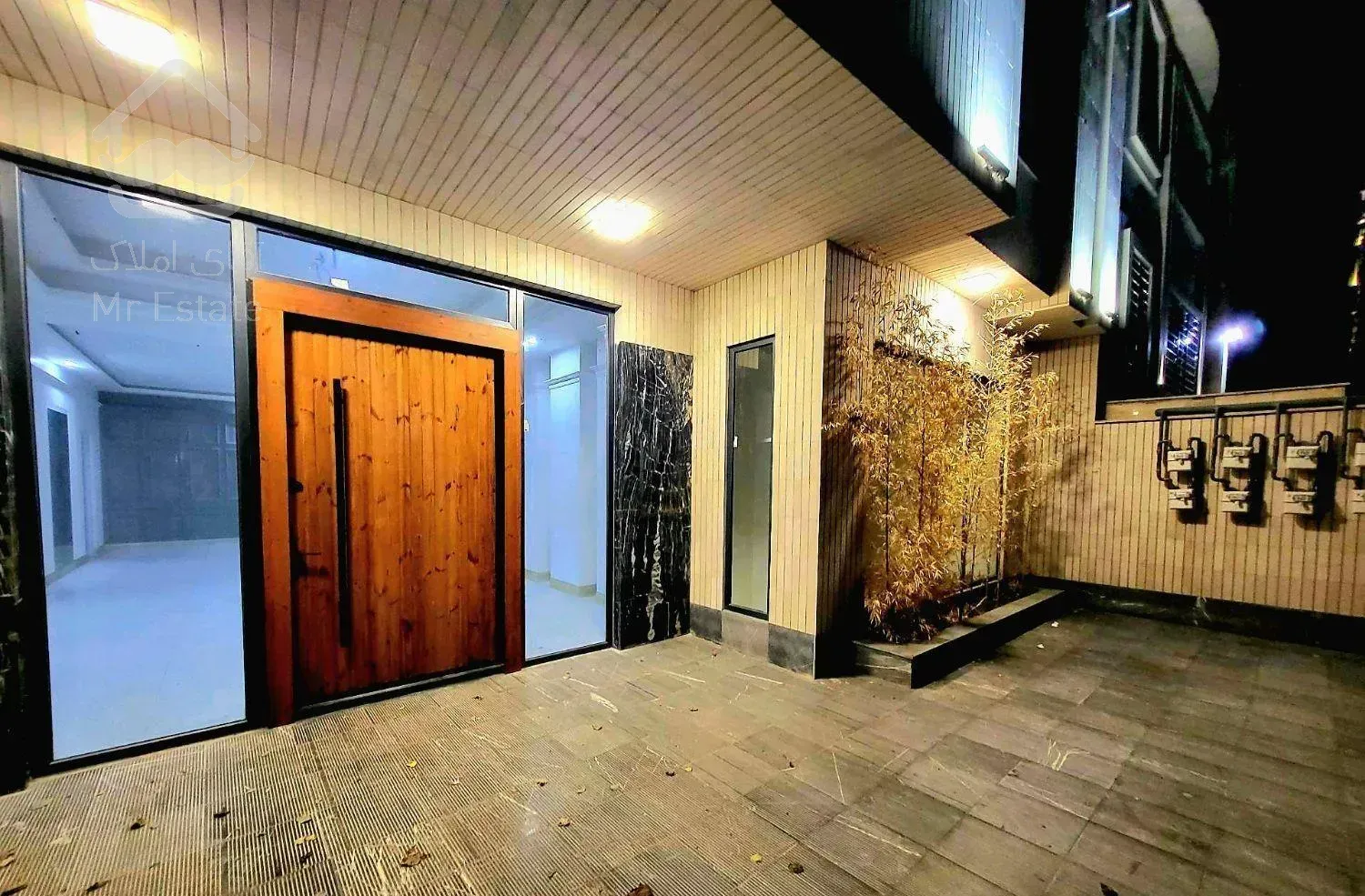 ۷۵ متری کلید نخورده تکمیل ، بلوارارم میلادها