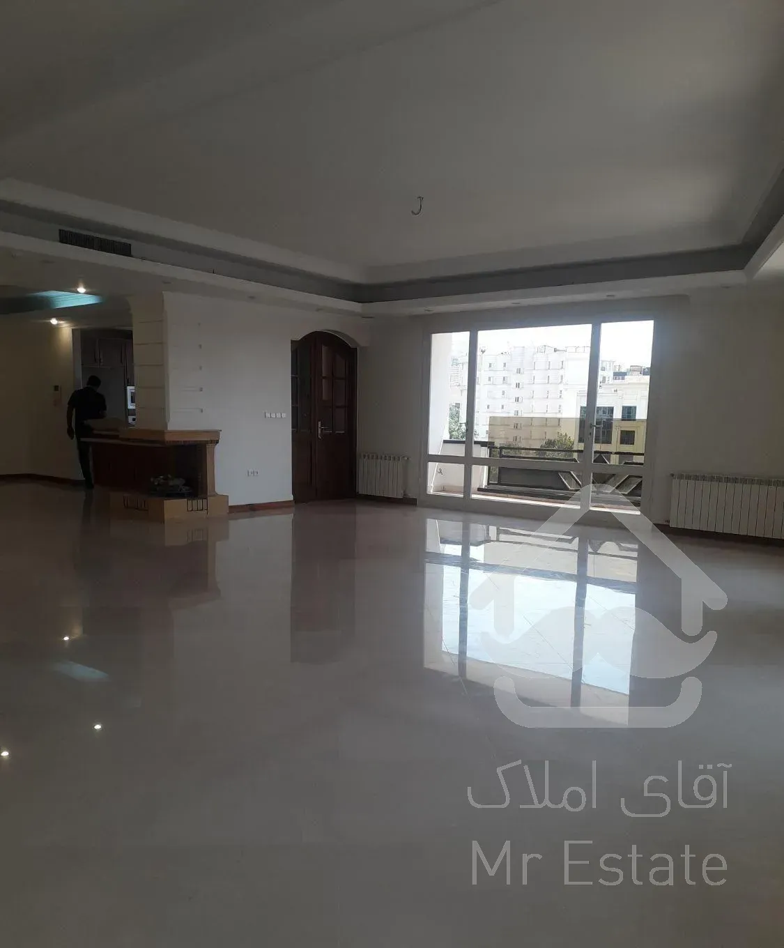 فروش آپارتمان ۲۵۵۰ متری ۴ خوابه گلستان شمالی