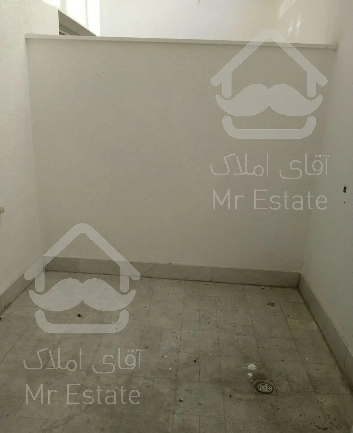 105متر 2خوابه