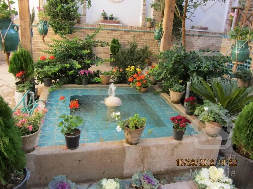 ویلایی بازسازی سنتی حرم مطهر