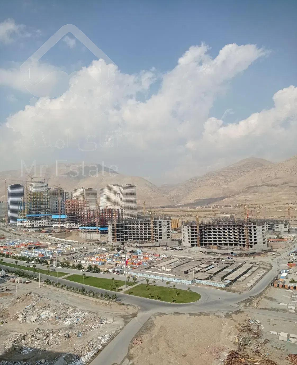 ۷۴ متر ارکیده و پامچال شهرک چیتگر