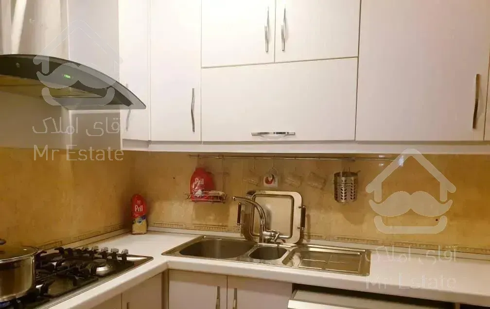 ۳۰۰ متر زعفرانیه برج باغ