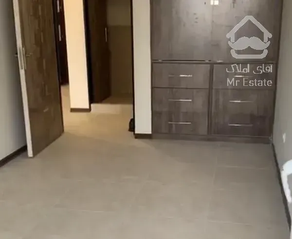 80 متر یک خواب کلید نخورده فول امکانات