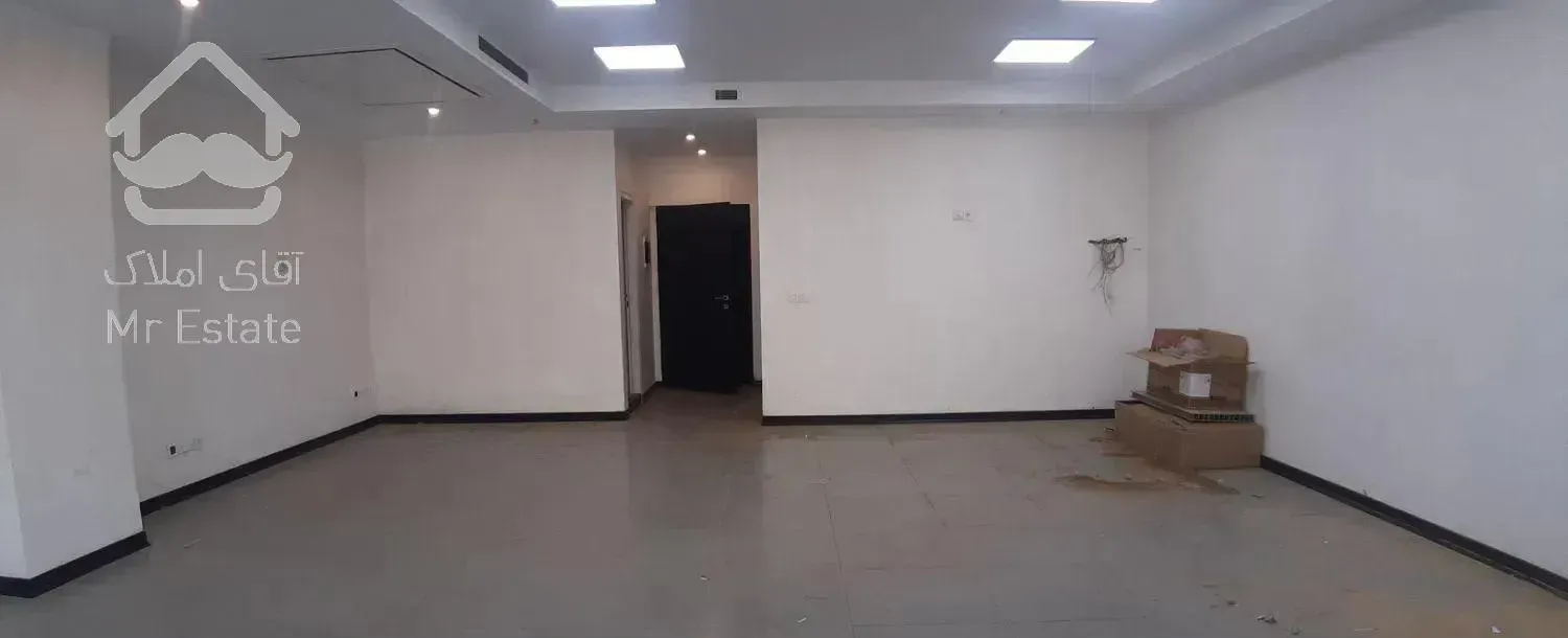 واحد 100 متر اداری*آکاداسنتر دریاچه دریاچه چیتگر *