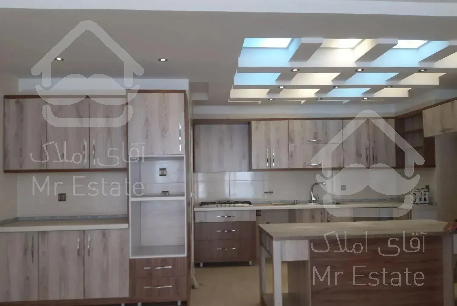 ۱۰۶مترشیخ بهایی انصاری ازاد