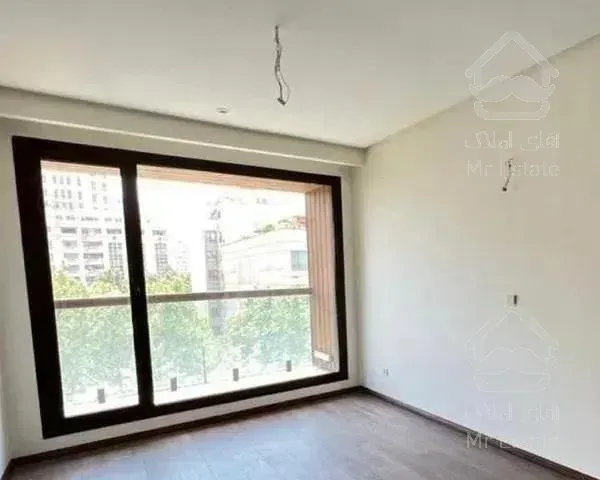 ۱۳۵متری(زمرد)قبا فول‌امکانات