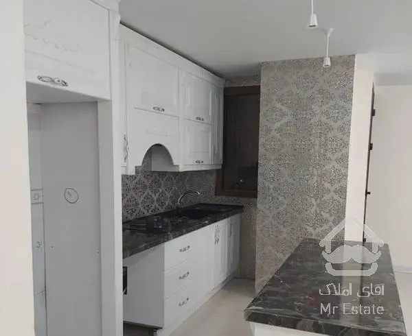 ۱۰۸ متر واحد در برج امین