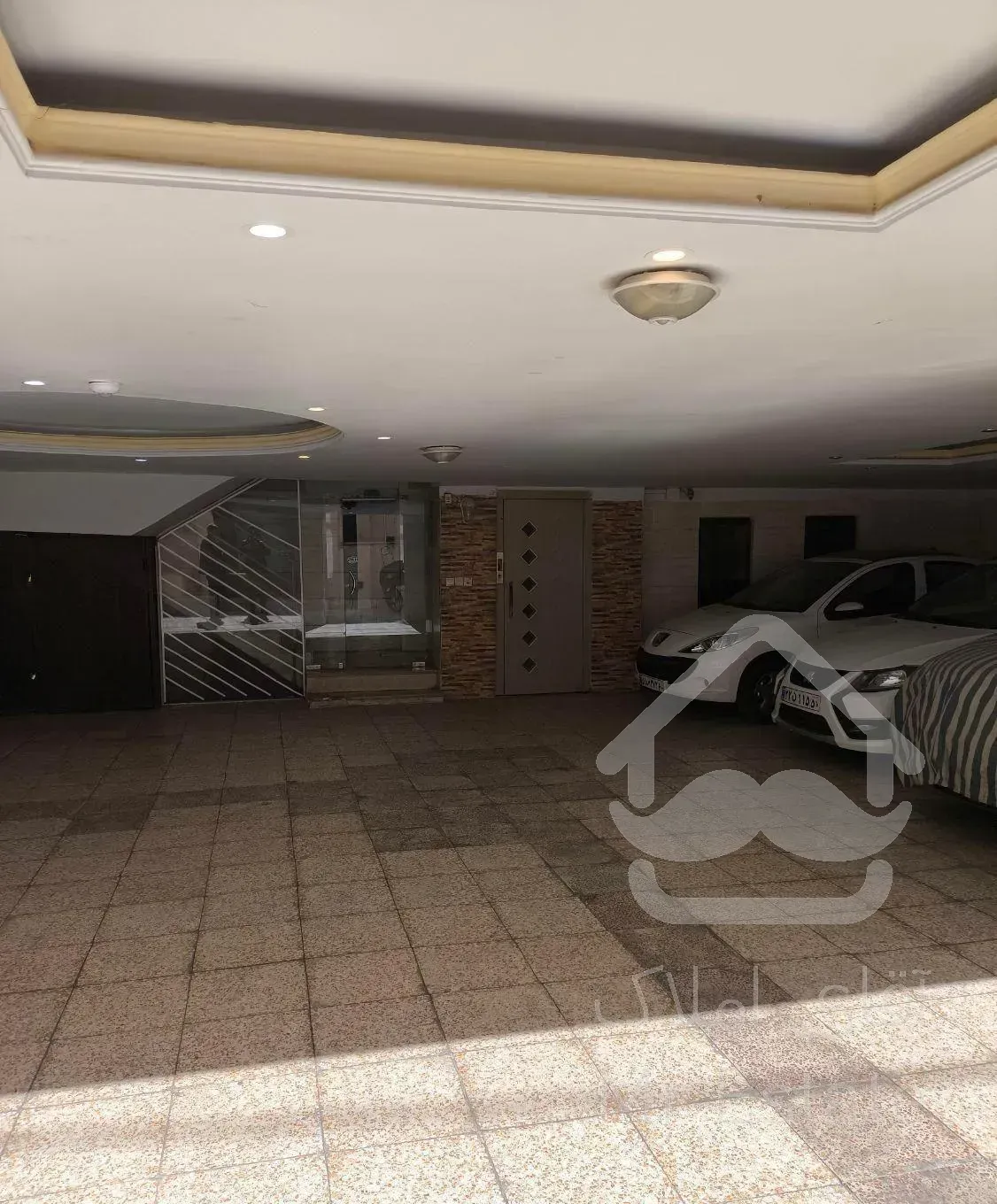 فروش آپارتمان ۶۹ متری ۱ خوابه در تولید دارو